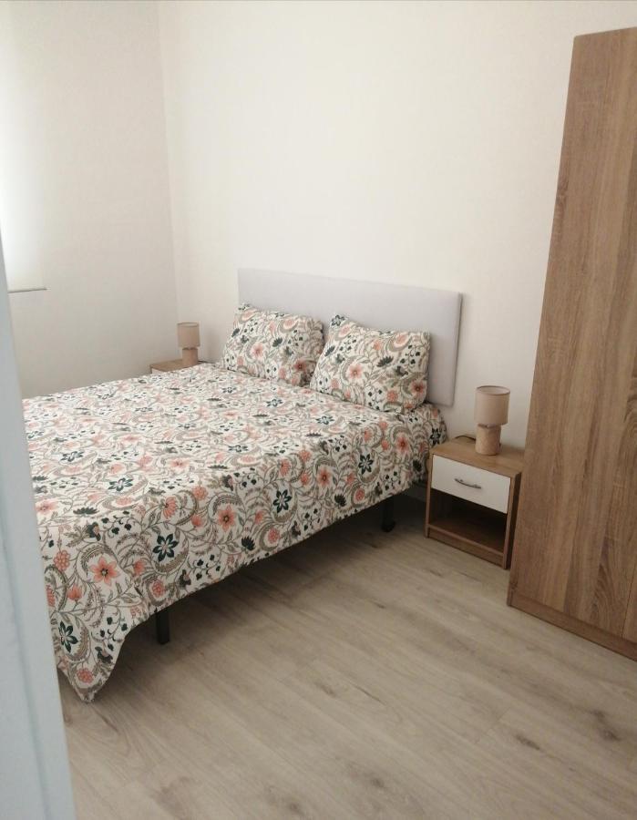 Apartamento Bornos&อูเอสกา ภายนอก รูปภาพ