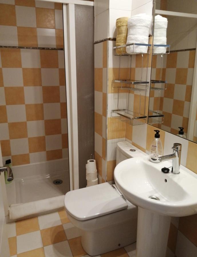 Apartamento Bornos&อูเอสกา ภายนอก รูปภาพ